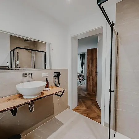 Exclusive Penthouse 5 With Balcony & Parking * Viernheim