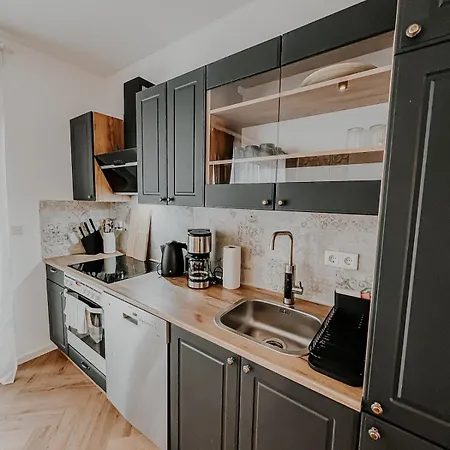 Apartment Exclusive Penthouse 5 With Balcony & Parking *