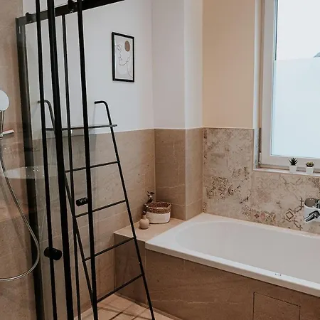 Exclusive Penthouse 5 With Balcony & Parking * Viernheim
