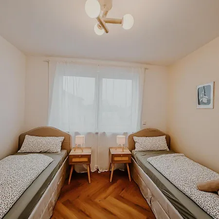 Exclusive Penthouse 5 With Balcony & Parking *