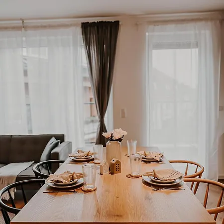 Exclusive Penthouse 5 With Balcony & Parking Apartment *