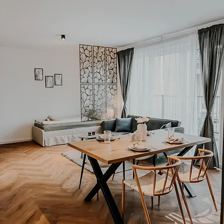 Exclusive Penthouse 5 With Balcony & Parking Apartment