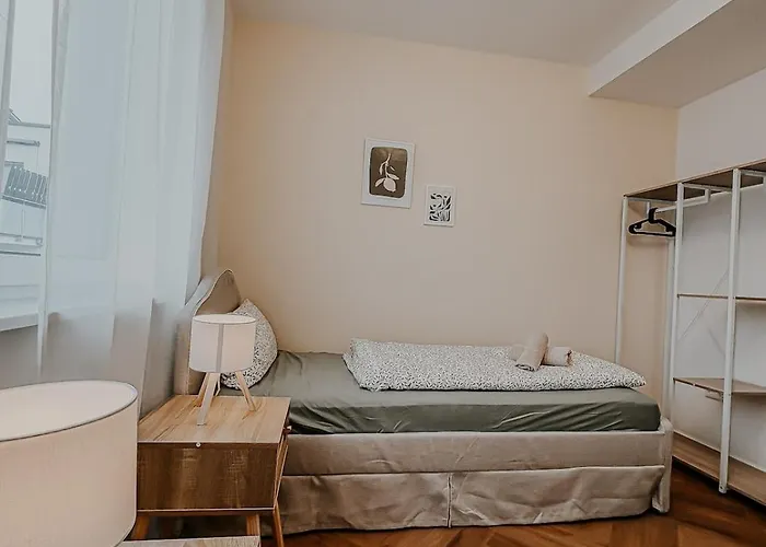 Exclusive Penthouse With Balcony & Parking Apartman Viernheim